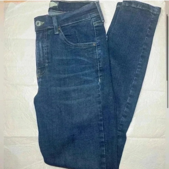 Topshop Jamie Jeans in Dark Wash - Picture 3 of 7